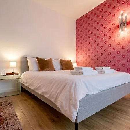 Doux Pavillon - Le Dahlia *